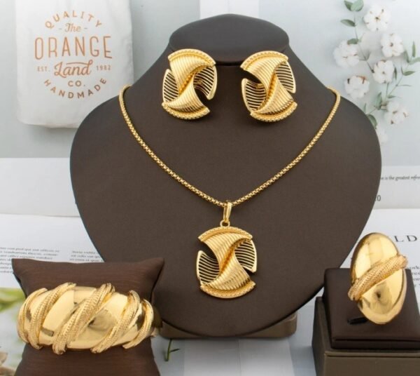 Fashion Gold Plated jewelry set for women